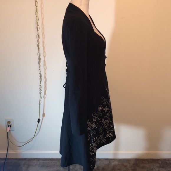 Hot Topic Netflix The Witcher high low waistcoat - Picture 4 of 7